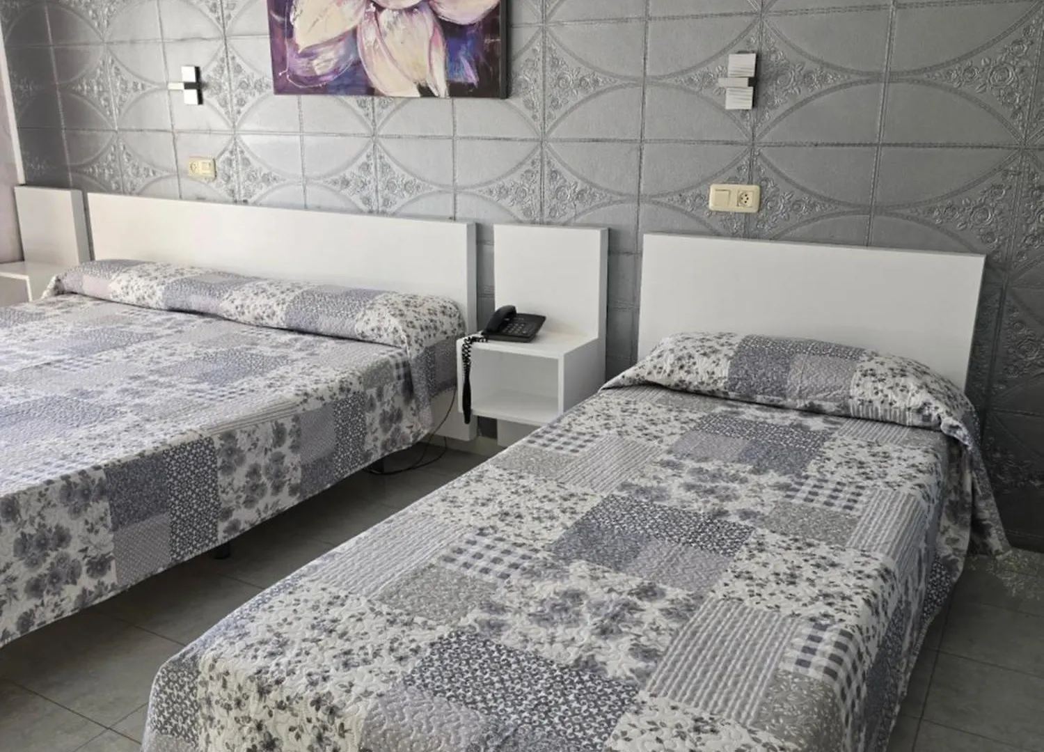 Ampuria Inn Empuriabrava 3*,