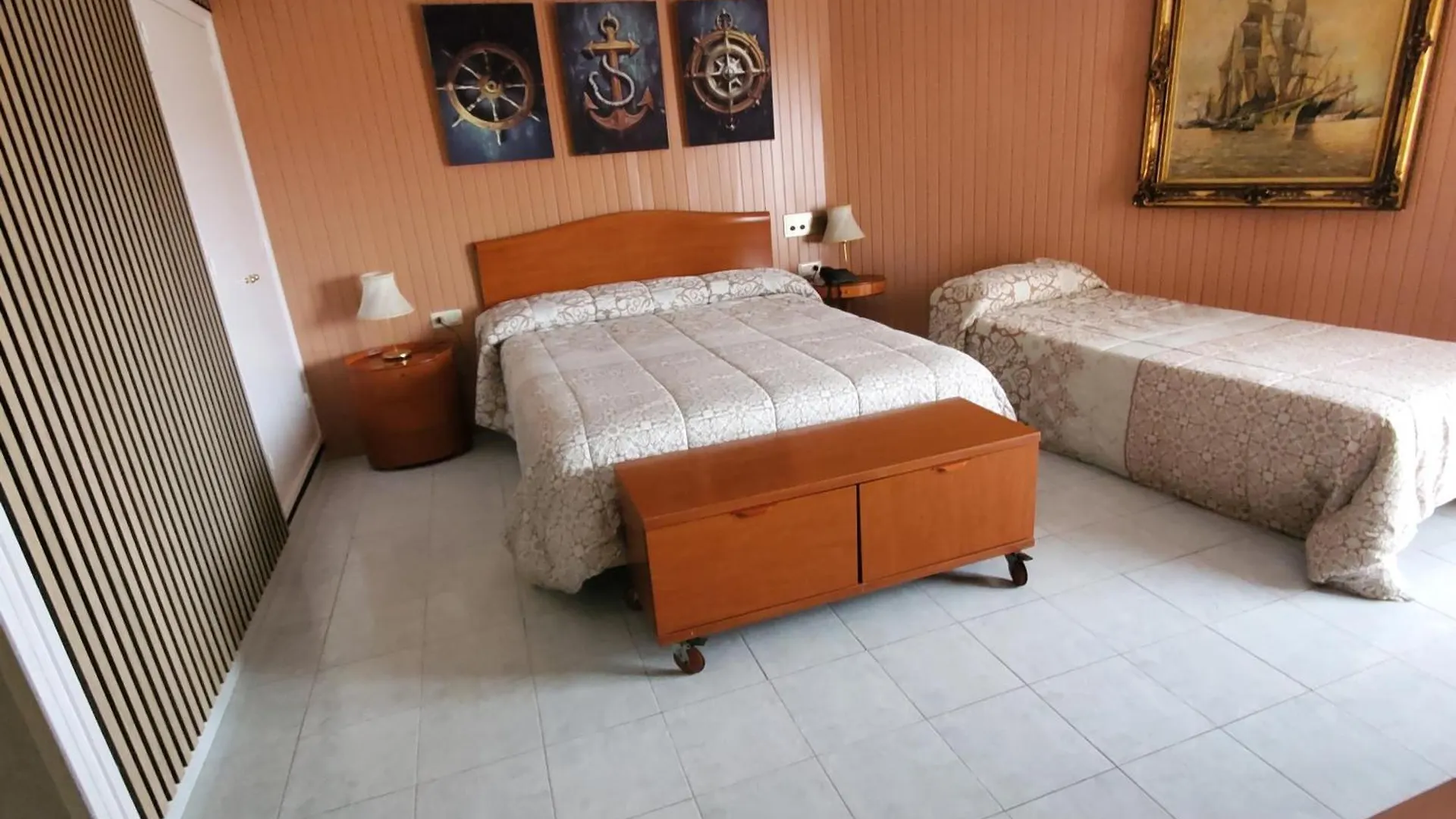 Ampuria Inn Empuriabrava Hotel